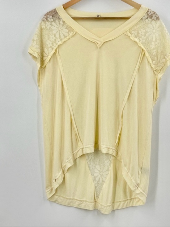 POL Soft yellow high low relaxed fit oversized top lace inserts light yellow - Picture 15 of 15